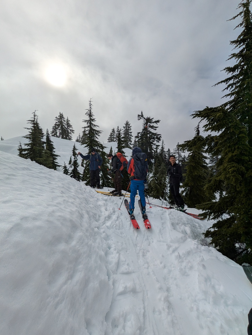 PXL_20250223_195612077.MP PXL_20250223_195612077.MP